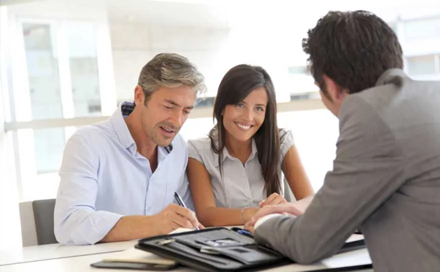 Sociedades y asesoramiento comercial